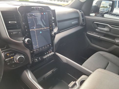 Used 2024 RAM 1500 Big Horn AWD/4WD image 23
