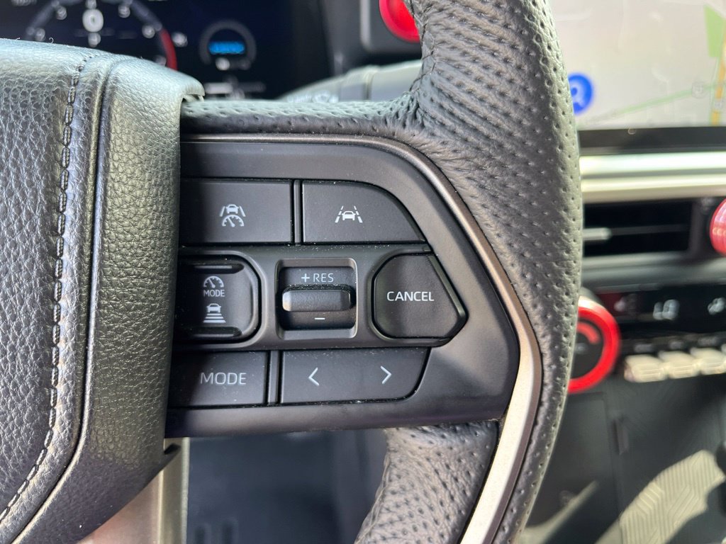 Used 2025 Toyota Tacoma TRD Off-Road w/ TRD Off Road Upgrade Package AWD/4WD image 19