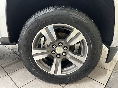 Used 2018 Chevrolet Colorado W/T w/ Custom Special Edition image 13