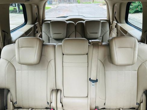 Used 2016 Mercedes-Benz GL 450 4MATIC image 26