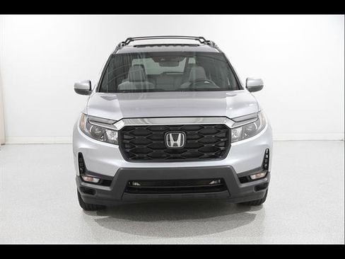 Used 2024 Honda Passport EX-L image 2