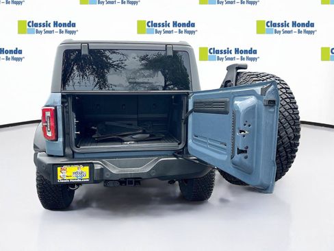 Used 2023 Ford Bronco Wildtrak AWD/4WD image 29