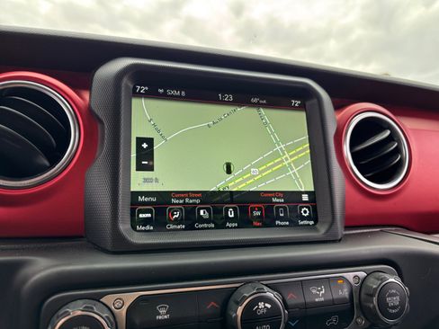 Used 2021 Jeep Wrangler Unlimited Rubicon image 26