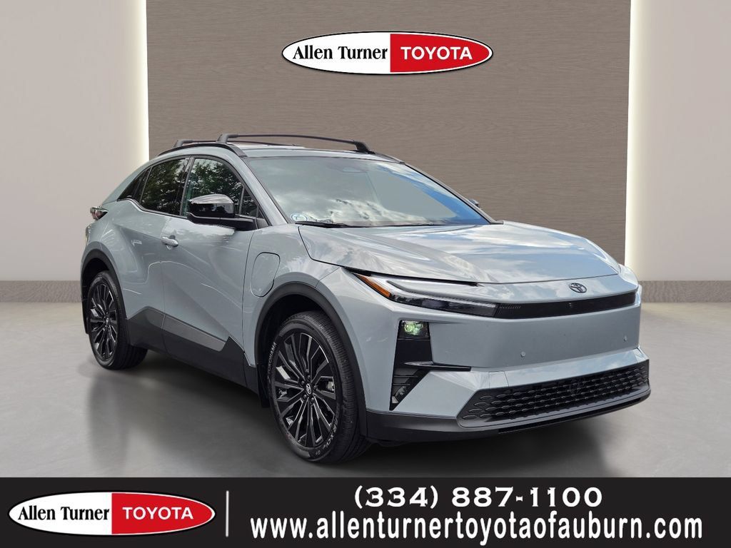 Used 2026 Toyota C-HR AWD/4WD image 1