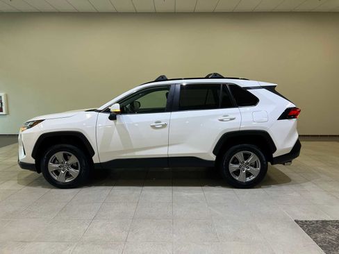 Certified 2022 Toyota RAV4 XLE image 3