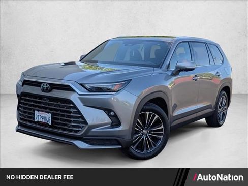 Used 2025 Toyota Grand Highlander AWD Hybrid image 1