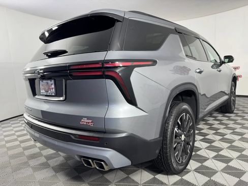 Used 2025 Chevrolet Traverse LT w/ Sun and Wheel Package AWD/4WD image 35