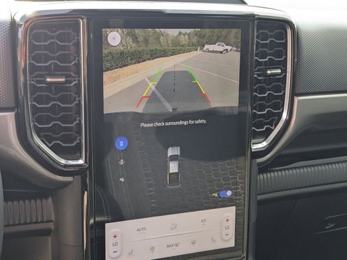 New 2025 Ford Ranger XLT w/ Equipment Group 301A High image 21