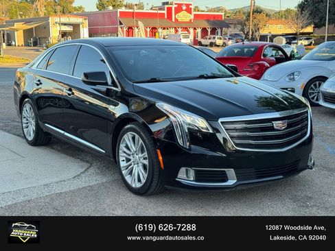 Used 2018 Cadillac XTS Luxury image 1