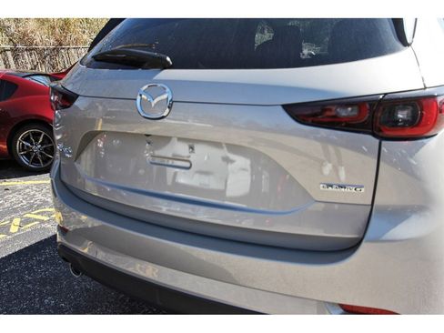 New 2025 MAZDA CX-5 AWD 2.5 S w/ Preferred Package image 5