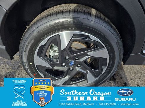 New 2026 Subaru Crosstrek 2.5i Limited w/ Popular Package #3A AWD/4WD image 9