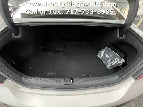 Used 2023 Genesis G70 3.3T w/ Sport Advanced Package image 32