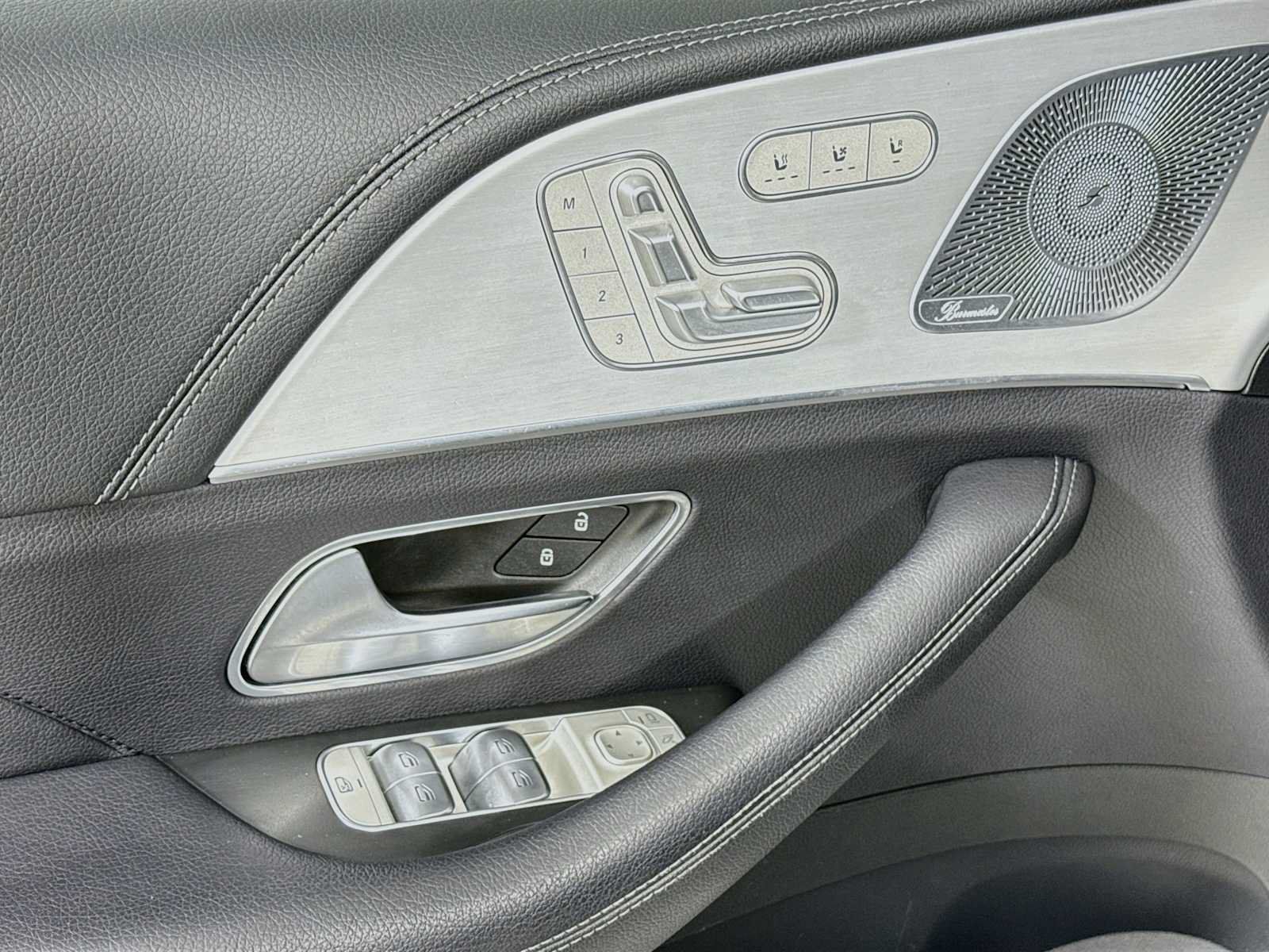 Used 2020 Mercedes-Benz GLE 350 4MATIC image 11