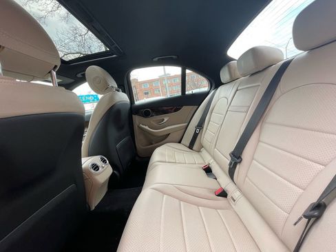 Used 2018 Mercedes-Benz C 300 4MATIC Sedan image 24