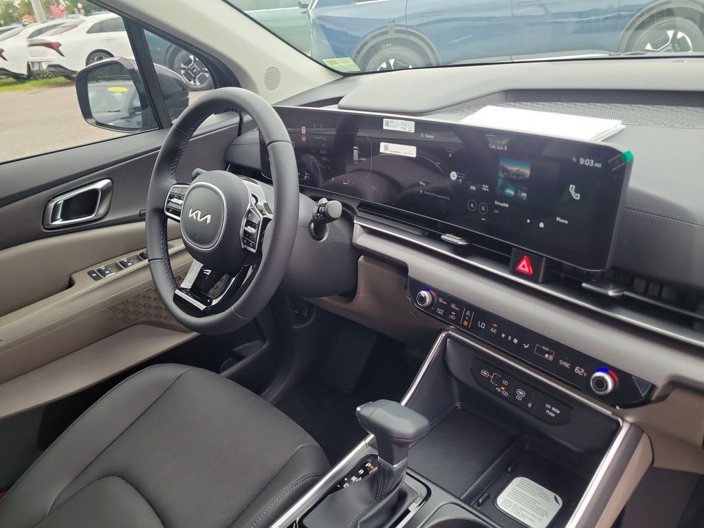 New 2026 Kia Carnival SX FWD image 8