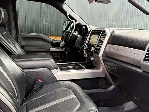 Used 2019 Ford F350 Platinum w/ Platinum Ultimate Package image 8