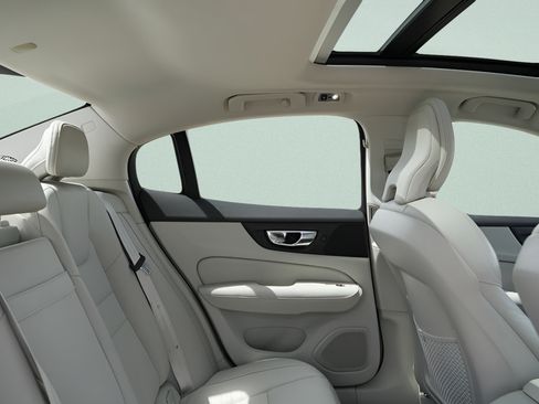 Used 2020 Volvo S60 T5 Momentum w/ Protection Package FWD image 16