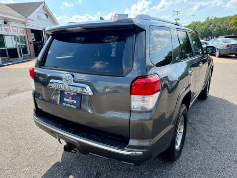 Used 2011 Toyota 4Runner SR5 w/ Premium Pkg w/Leather AWD/4WD image 5