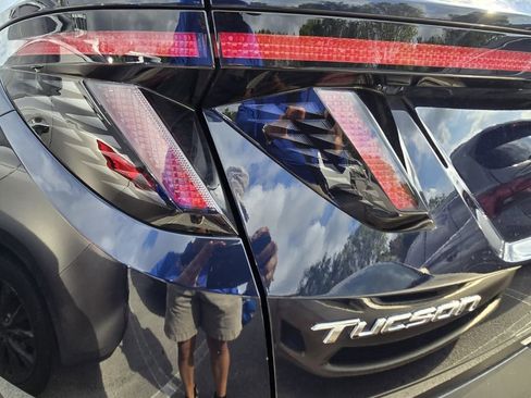 Used 2024 Hyundai Tucson Limited image 6