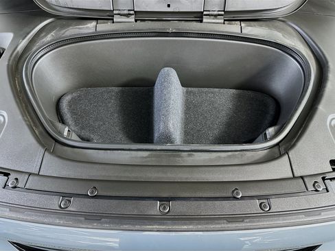 Used 2023 Volvo C40 P8 Recharge Plus image 34