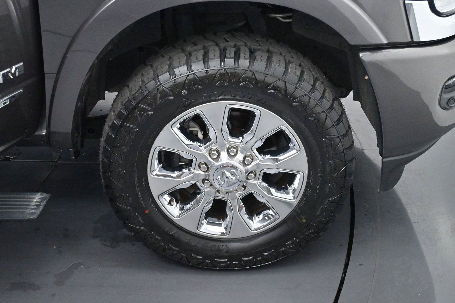 Used 2020 RAM 2500 Limited AWD/4WD image 38