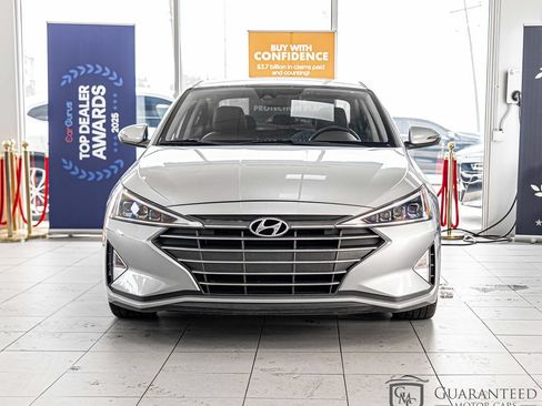 Used 2020 Hyundai Elantra Limited w/ Cargo Package (C1) FWD image 2