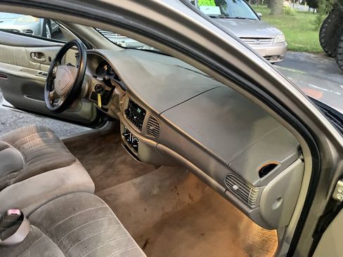 Used 2002 Buick Century Custom w/ Special Edition Pkg FWD image 23