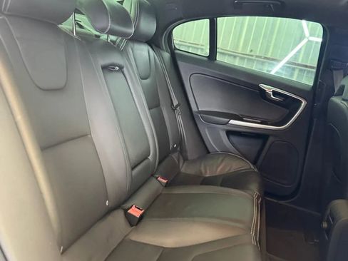 Used 2015 Volvo S60 T5 Premier image 38
