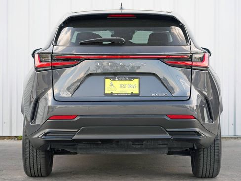 Used 2023 Lexus NX 250 FWD w/ Towing Package (2000 Lbs) image 10