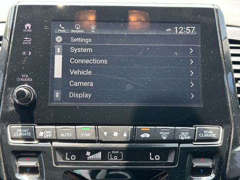 Used 2023 Honda Odyssey Touring image 25