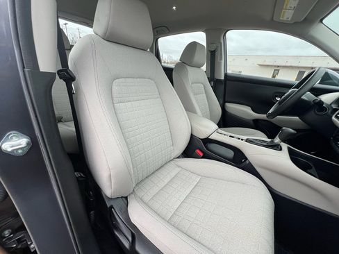 Used 2023 Honda HR-V LX image 14