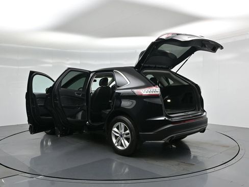Used 2016 Ford Edge SEL image 31