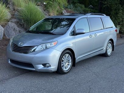 Used 2015 Toyota Sienna XLE Premium