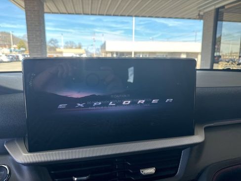 New 2026 Ford Explorer ST-Line w/ ST-Line Street Pack image 11