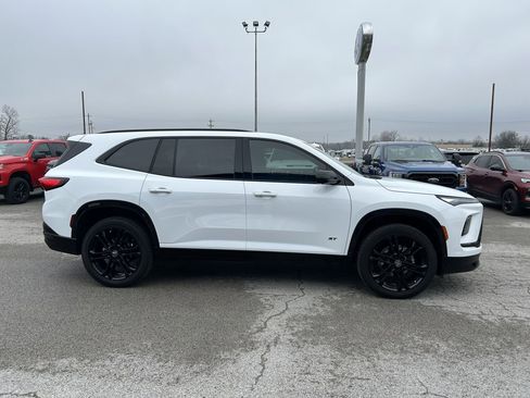 Used 2025 Buick Enclave Sport Touring w/ Power Package image 3