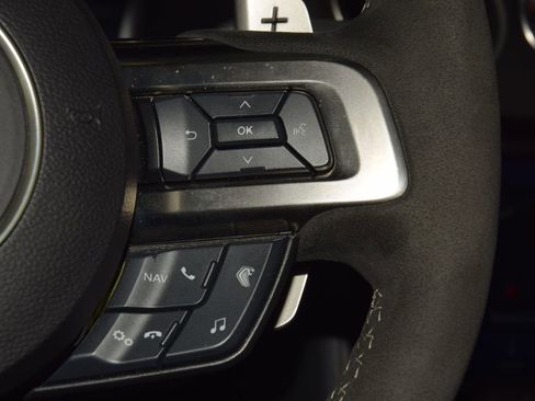 Used 2021 Ford Mustang Shelby GT500 w/ Technology Package RWD image 41