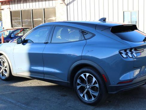 Used 2024 Ford Mustang Mach-E Select w/ Comfort Package Lite image 6