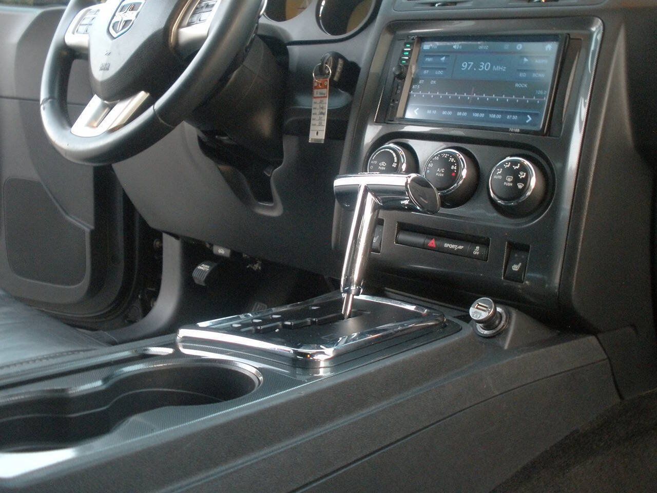 Used 2012 Dodge Challenger SXT Plus RWD image 29