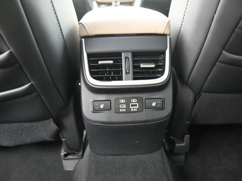 Used 2024 Subaru Outback Limited XT w/ Popular Package #2 AWD/4WD image 22