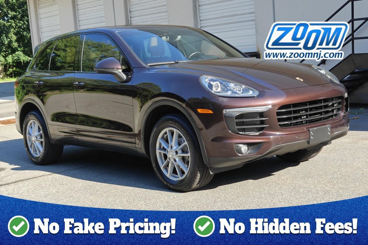 Used 2016 Porsche Cayenne AWD/4WD image 1
