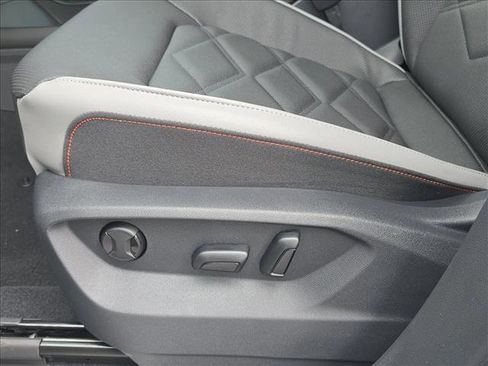 New 2026 Volkswagen Atlas Peak Edition AWD/4WD image 9