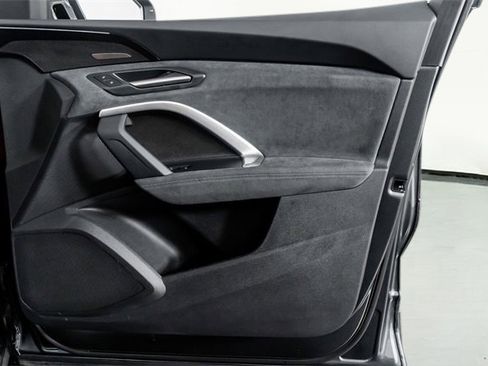 Used 2025 Audi SQ5 Premium Plus image 51