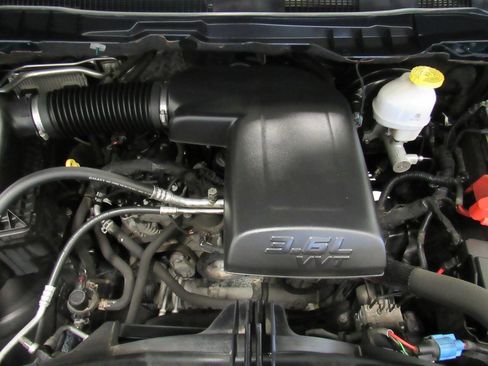Used 2022 RAM 1500 Tradesman w/ Popular Equipment Group AWD/4WD image 28