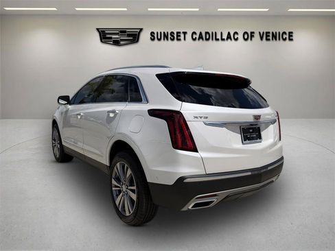 New 2026 Cadillac XT5 Premium Luxury w/ Driver Assist Package FWD image 5