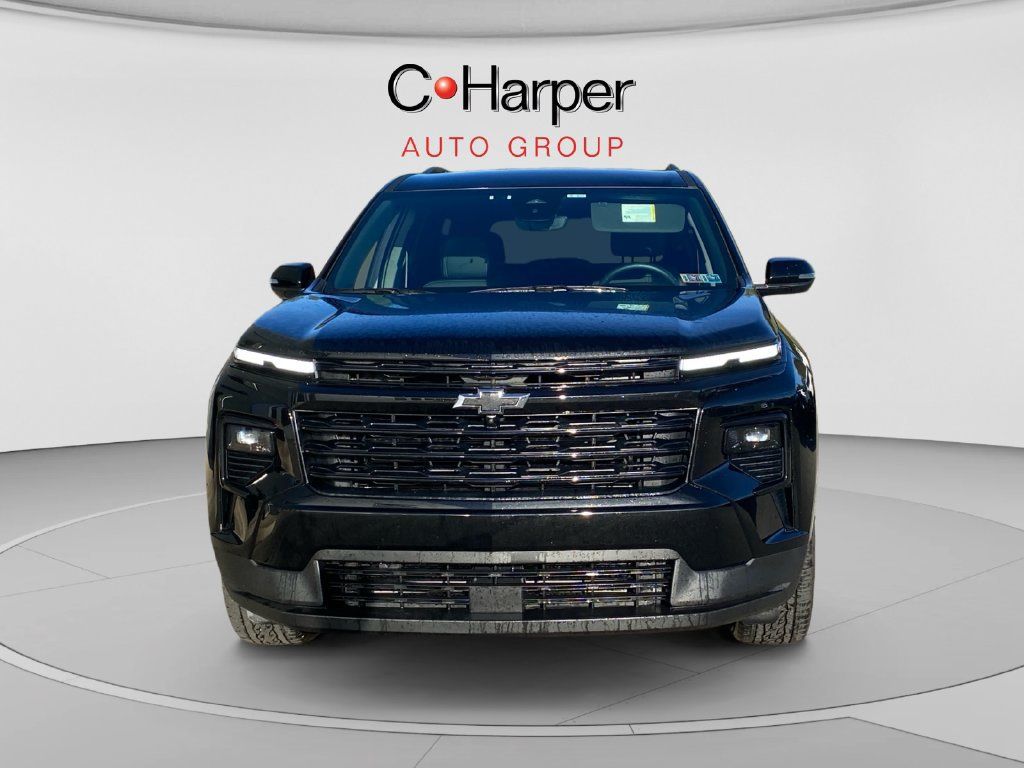 Used 2026 Chevrolet Traverse LT w/ Midnight/Sport Edition AWD/4WD image 8