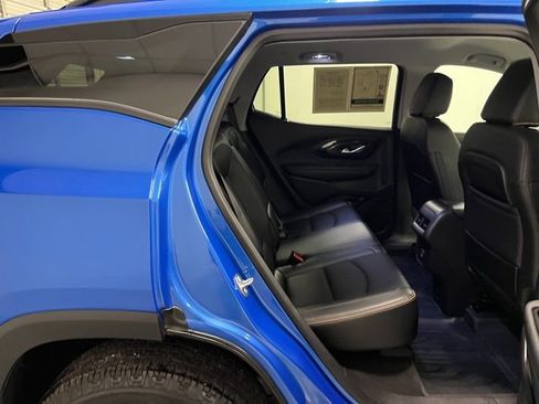 Used 2024 GMC Terrain AT4 w/ Tech Package image 5