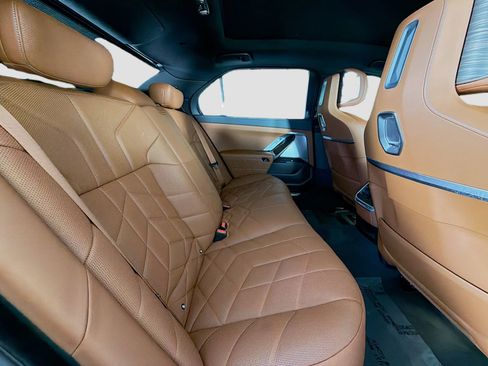 Certified 2023 BMW 760i xDrive AWD/4WD image 29