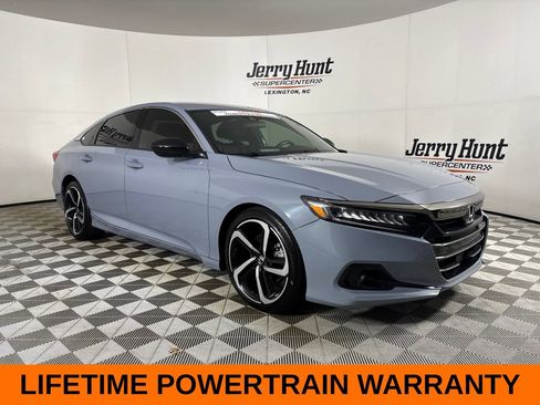Used 2022 Honda Accord Sport Special Edition image 4