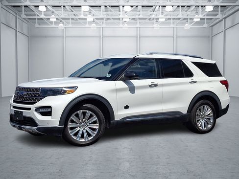 Used 2021 Ford Explorer King Ranch w/ Premium Technology Package AWD/4WD image 5