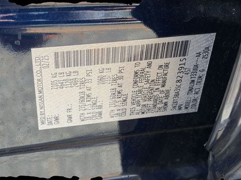 Used 2025 Nissan Rogue SV image 25